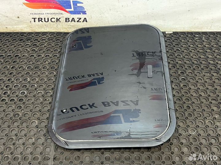 Люк в сборе