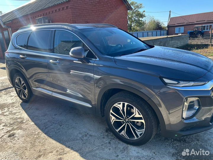 Hyundai Santa Fe 2.0 AT, 2019, 93 000 км