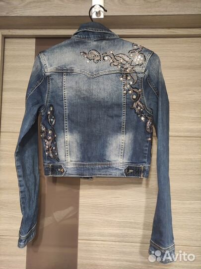 Джинсовая куртка