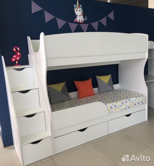 Двухъярусная кровать с лестницей Альфа