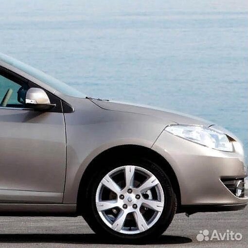 Крыло переднее правое в цвет Renault Fluence