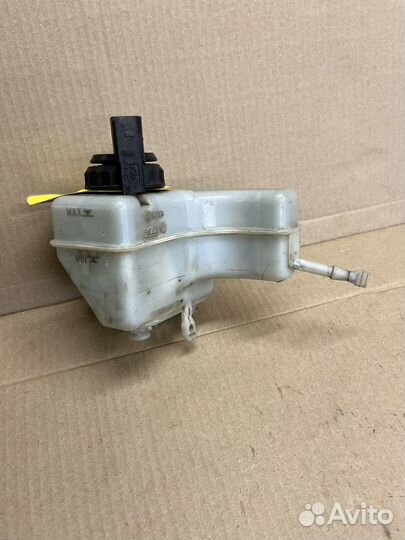 Бачок тормозной жидкости АКПП Фольцваген Тигуан 1