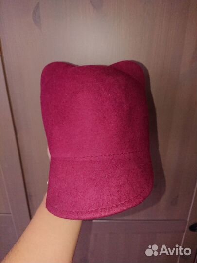 Шапка шерстяная войлочна винного цвета с ушками