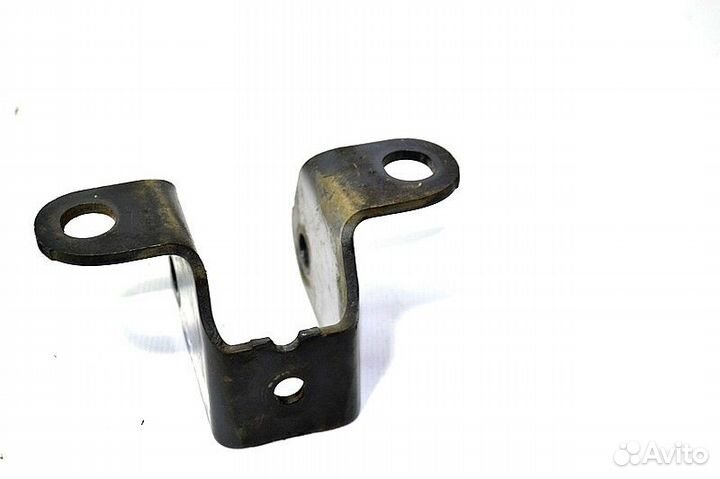 Кронштейн амортизатора кабины, задний правый merce