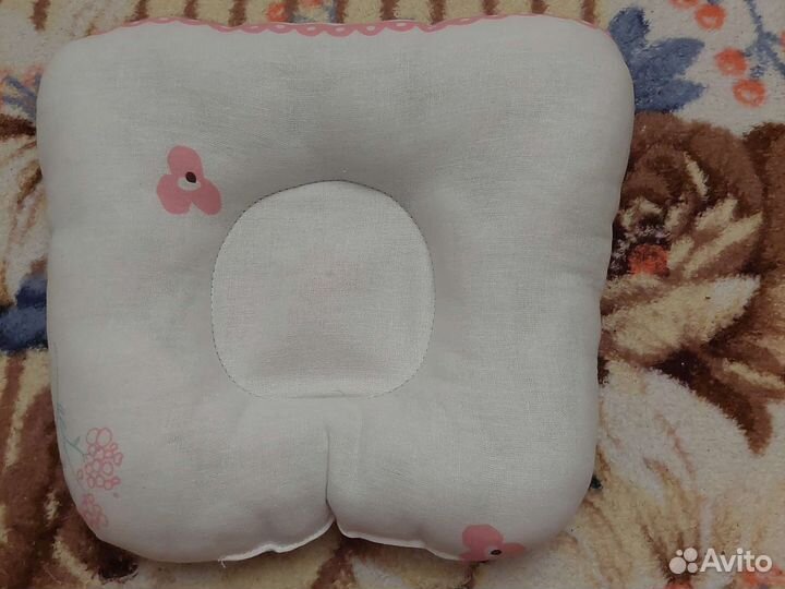 Подушка для новорожденного