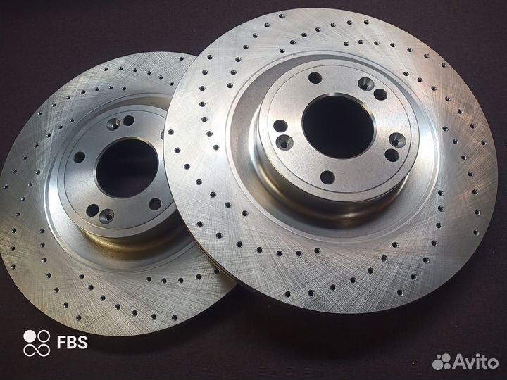 Передние тормозные диски KIA quoris перфорированны