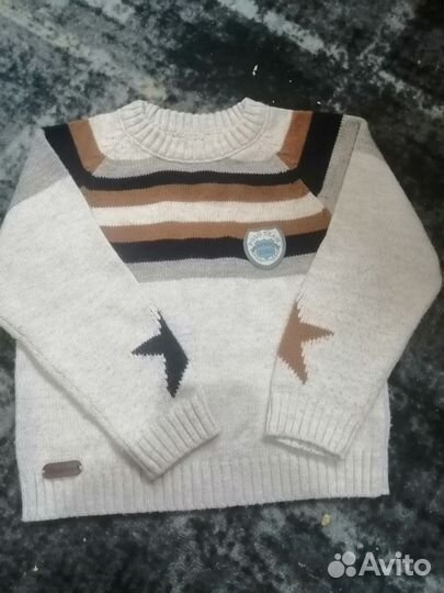 Свитер детский