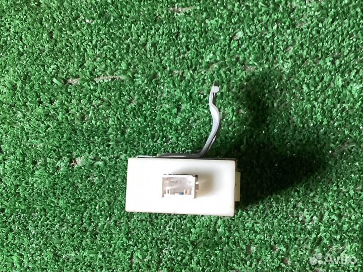 Блок управления центральным замком avensis 250