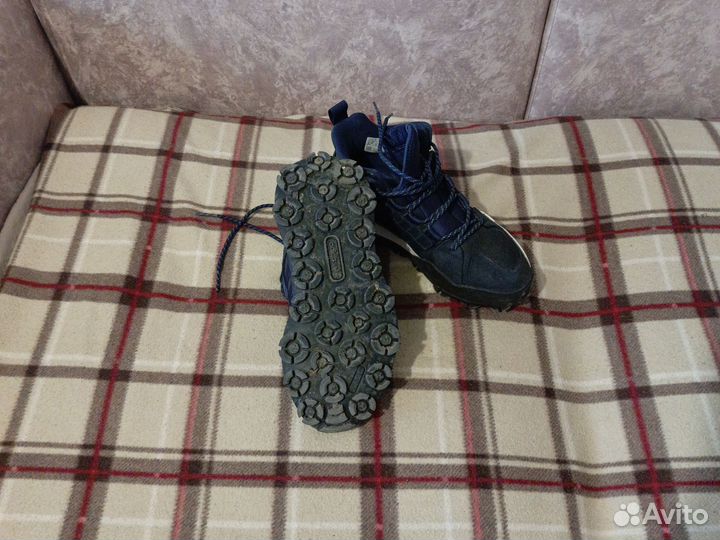 Мужские зимние кроссовки бу 39