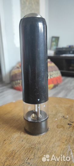 Мельница кухонная электрическая