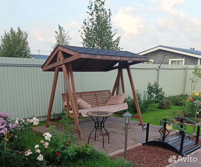 Качели садовые деревянные