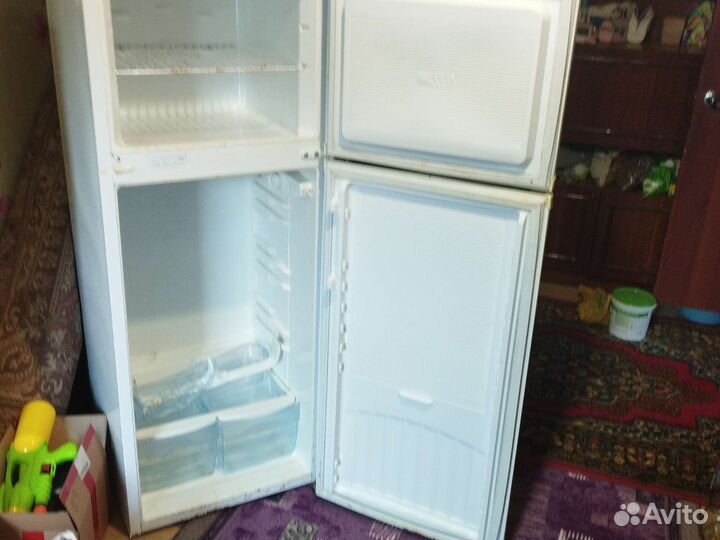 Холодильник на запчасти