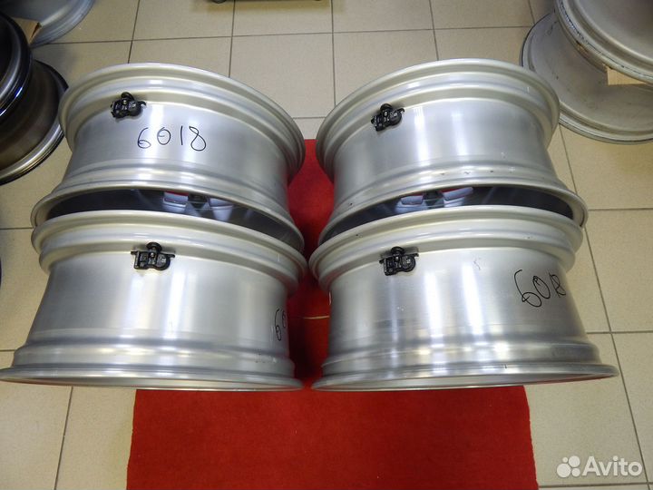 6018 Оригинал Toyota Camry R17 5*114.3 ET45