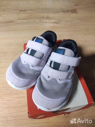 Кроссовки для девочки Nike