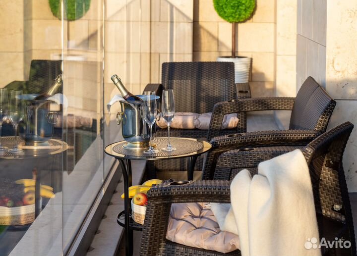 Мебель для террасы, диван и два кресла ротанг