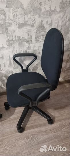 Компьютерное кресло