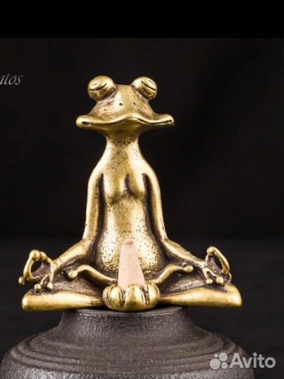 Новая фигурка Лягушка-пофигушка латунь