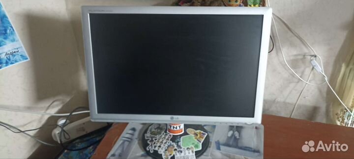 Монитор lg flatron w1934s