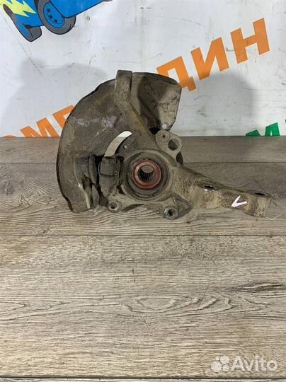 Кулак поворотный передний левый,ступица Chery-Чер