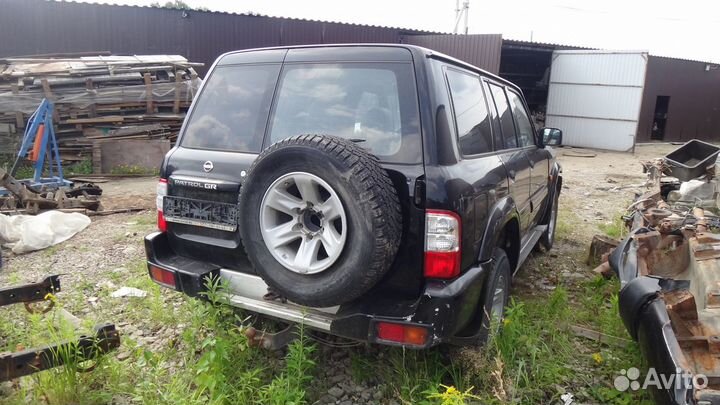 Nissan patrol y61 2003г Автомобиль в разборе