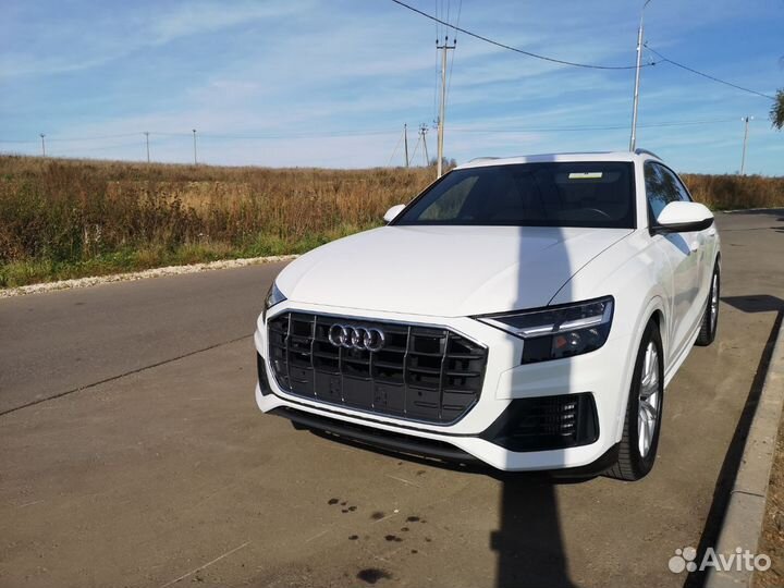 Audi Q8 3.0 AT, 2022, 11 000 км