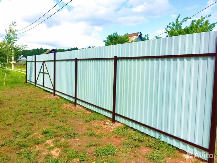 Заборы из профнастила