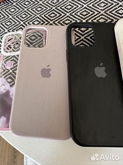 Чехол на iPhone 12