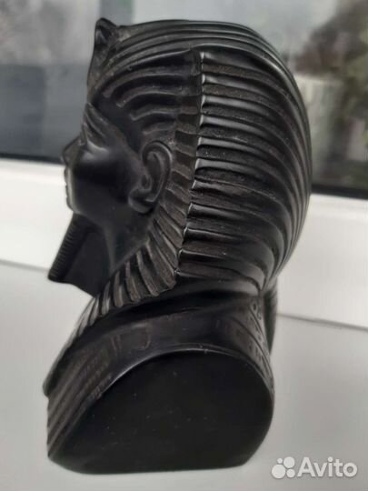 Египетская статуэтка