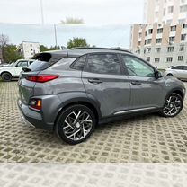 Hyundai Kona 1.6 AMT, 2020, 62 000 км, с пробегом, цена 2 490 000 руб.