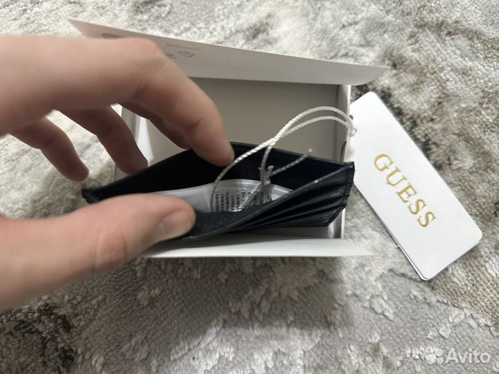 Картхолдер guess