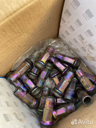 Колесные гайки,болты тойота Форд мерседес бмв