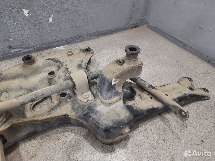 Передний подрамник в сборе для Volkswagen Jetta 6