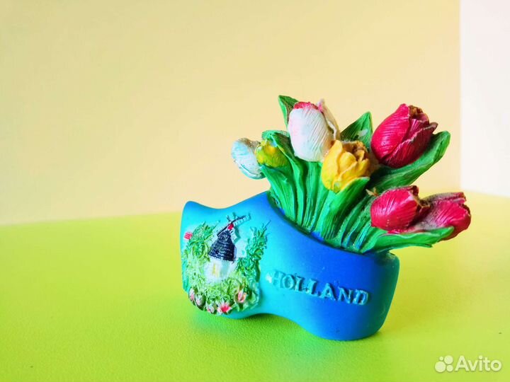 Магнит башмачок с тюльпанами, Голландия
