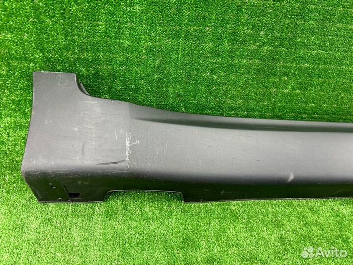 Накладка на порог наружная правая Kia Sportage QL