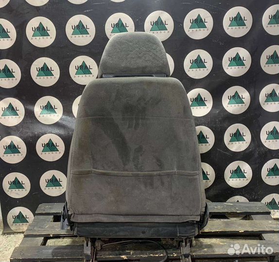 Сиденье переднее левое Ваз 2110 2111 2112