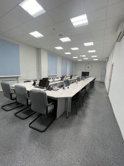 Офисное здание с Арендатором