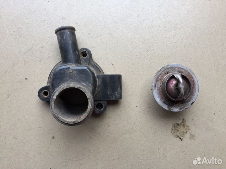 Термостат с корпусом Land Rover Freelander 1