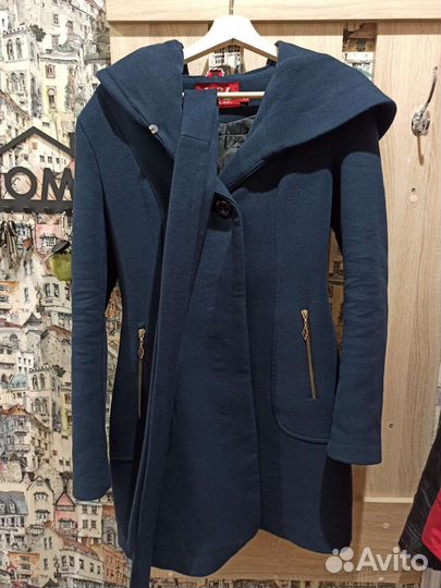 Пальто демисезонное