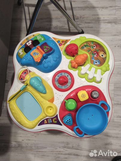 Развивающий столик chicco