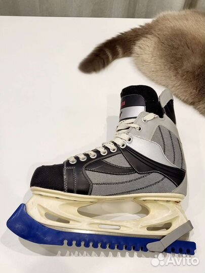 Коньки хоккейные 43 размер