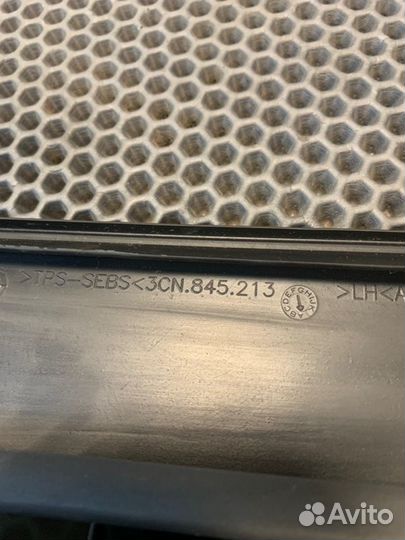 Форточка двери задняя левая Volkswagen Teramont