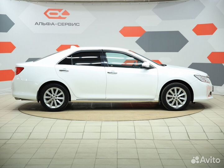 Toyota Camry 2.5 AT, 2013, 544 736 км