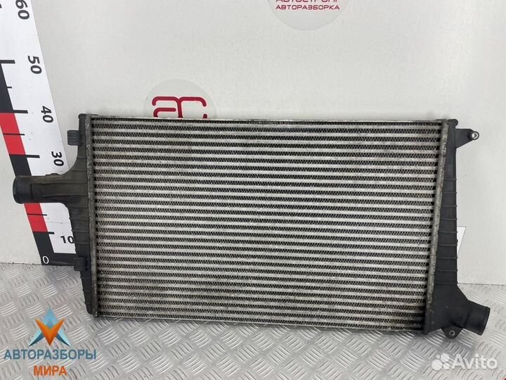Интеркулер Audi A6 4B/C5 2000 4B0145805A