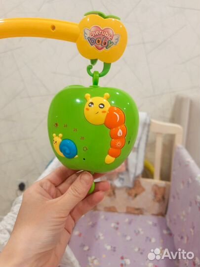 Мобиль на кроватку с проектором