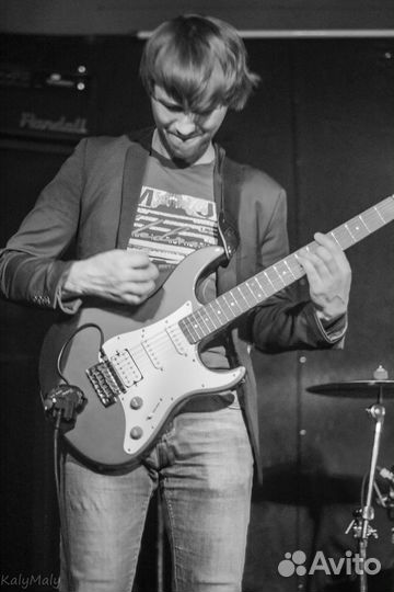 Обучение игре на гитаре на дому