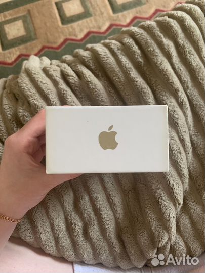 Коробка от iPhone 6s