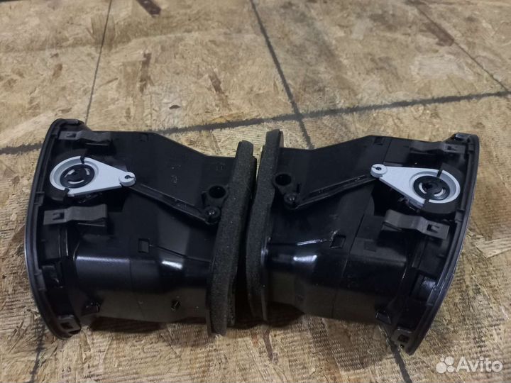 Дефлектор воздушный VW Tiguan 1