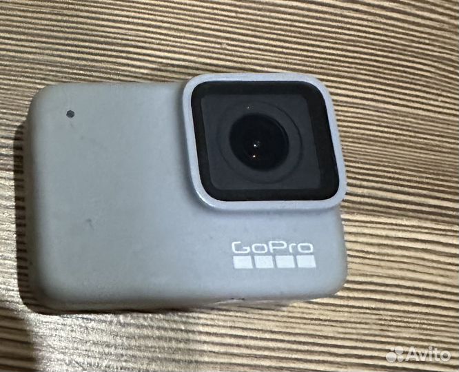 Go pro hero 7 white