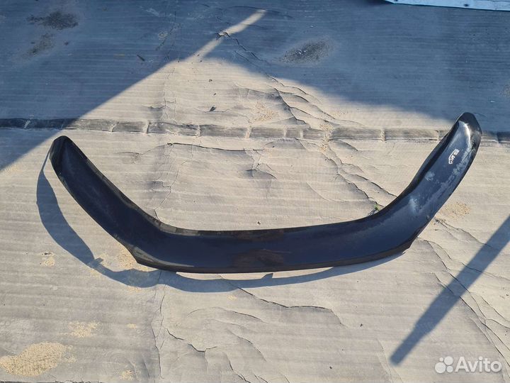 Дефлектор капота LADA X-ray