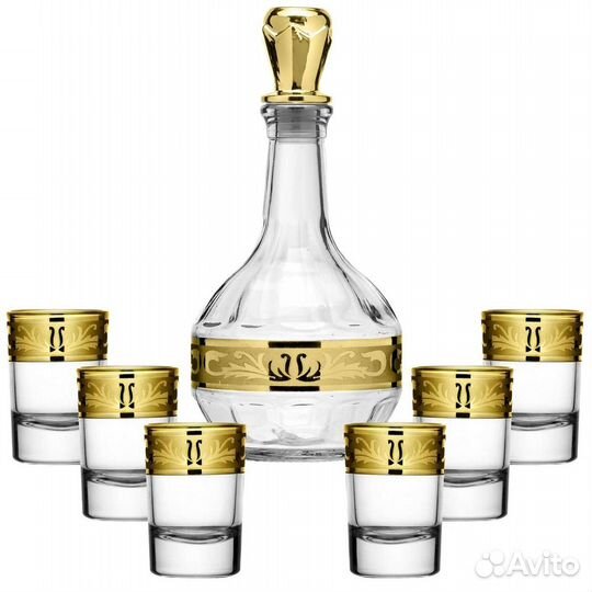 Графин с рюмками
